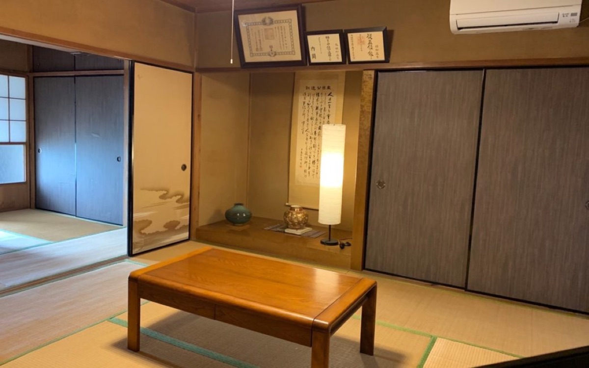 和室・床の間と免許状