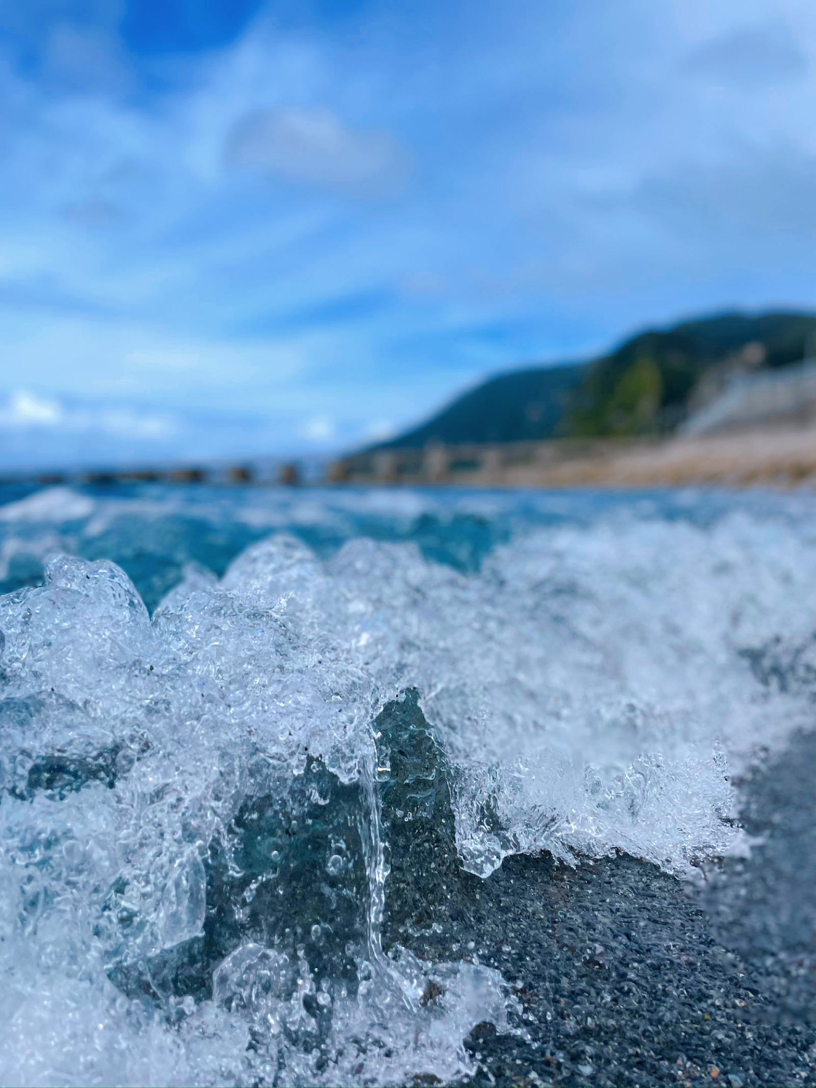 前浜海岸の波しぶき